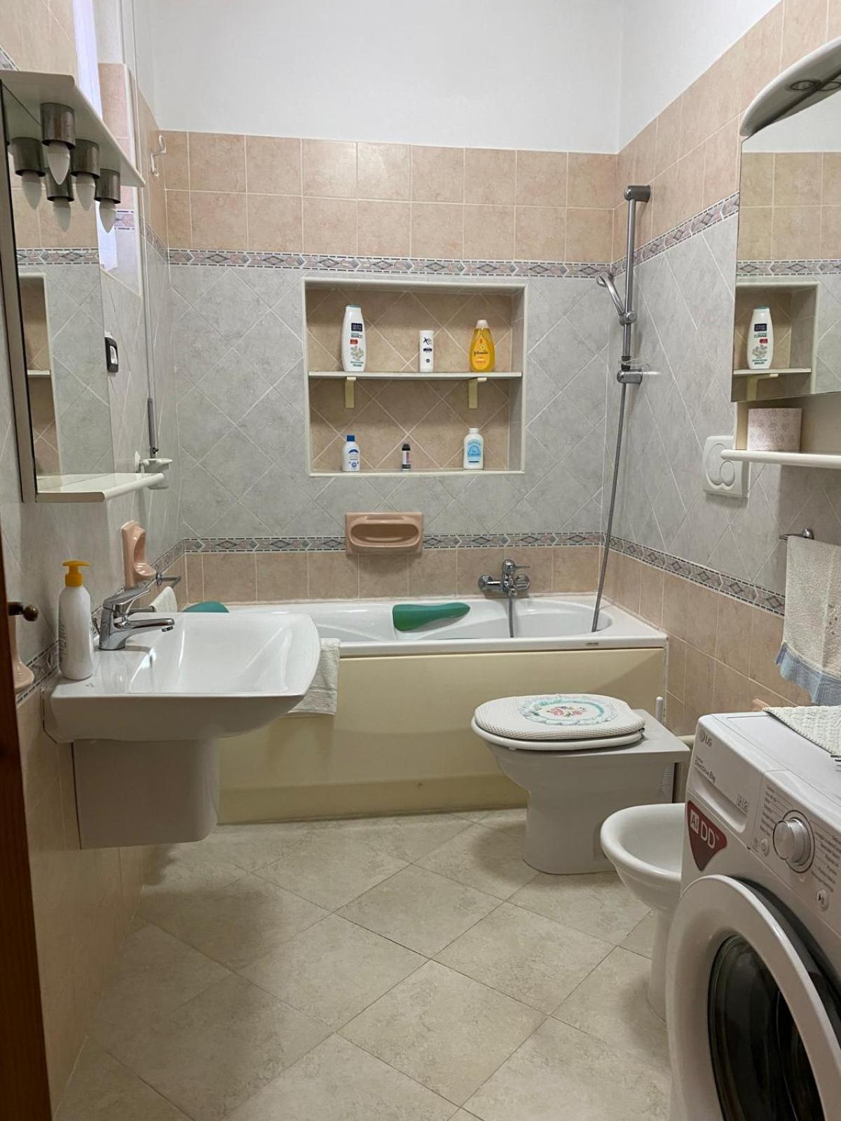 Lemon House Apartment Sassari Luaran gambar